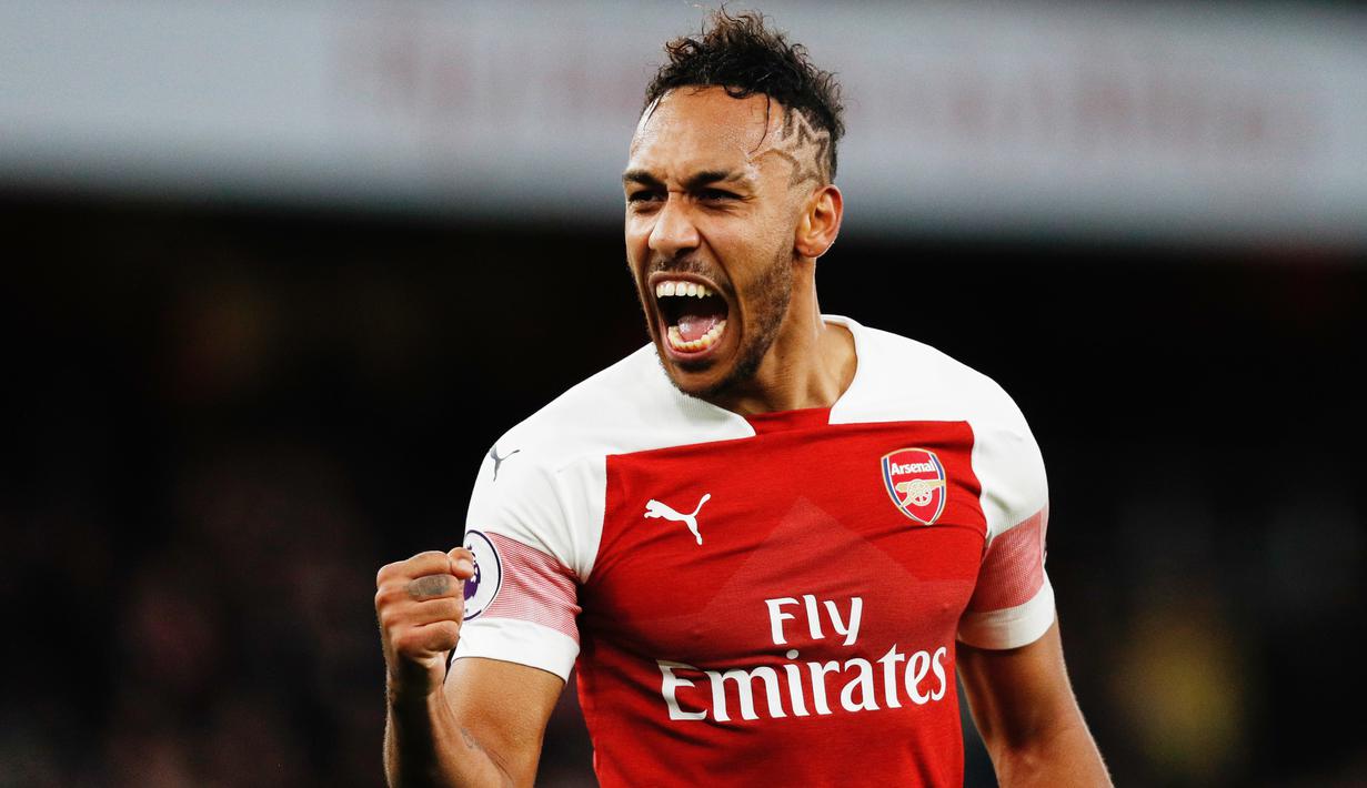 4. Pierre-Emerick Aubameyang (Arsenal) - 7 Gol. (AFP/Adrian Dennis)