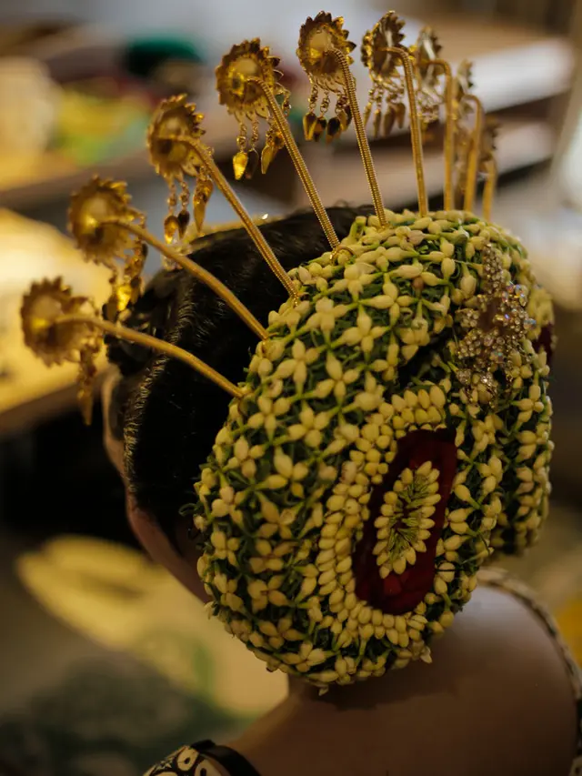 ilustrasi makna makeup Dandanan Pengantin Adat Jawa yang Sakral/shutterstock