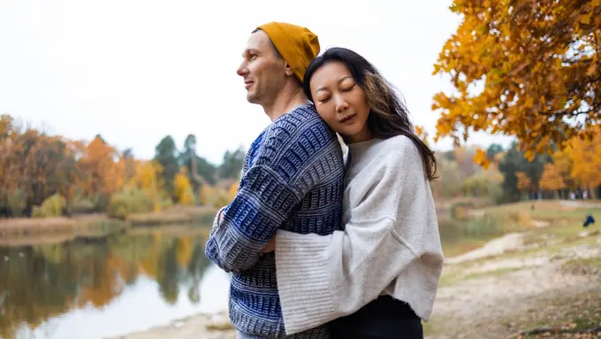 pasangan cinta romantis