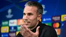 Van Persie menyatakan bahwa keajaiban adalah sesuatu dari sepakbola yang membuatnya optimis. Meski di atas kertas timnya tak difavoritkan, namun bukan berarti tak ada harapan sama sekali bagi mereka untuk mengalahkan Inter. (AFP/Piero Cruciatti)