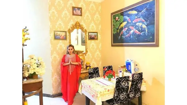 7 Potret Isi Rumah Bebby Fey di Probolinggo, Elegan Bernuansa Emas