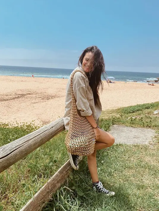 (Instagram/amandarawless)