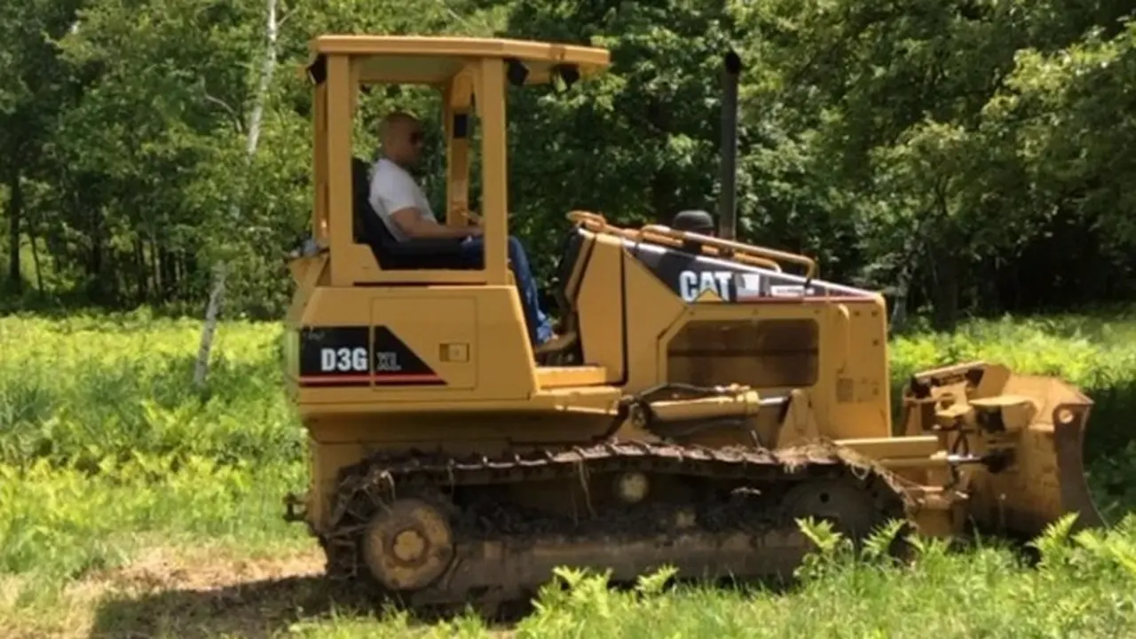 Kendarai Traktor, Fans Minta Vin Diesel Untuk Drifting