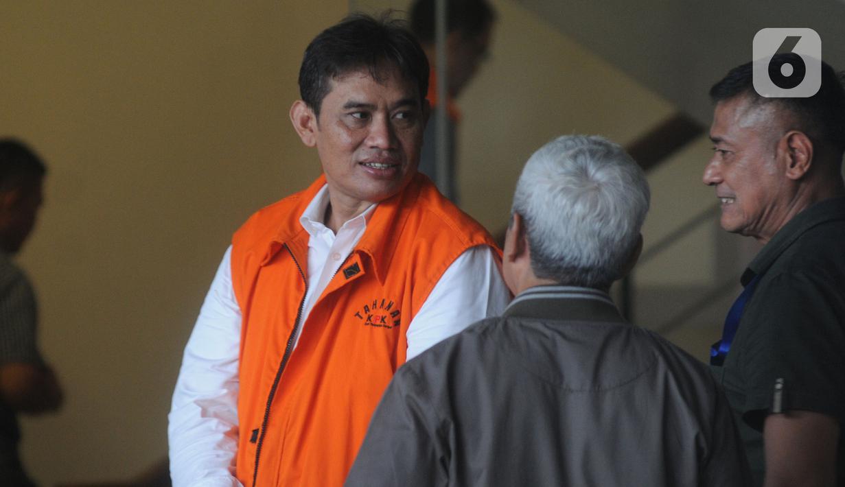 Mantan Direktur Pemasaran PTPN III (Persero) I Kadek Kertha Laksana tiba untuk pemeriksaan di Gedung KPK , Selasa (31/12). Berkas perkara tersangka kasus suap distribusi gula di PTPN III Tahun 2019, I Kadek Kertha Laksana telah lengkap (P21) dan siap untuk disidangkan. (merdeka.com/Dwi Narwoko)