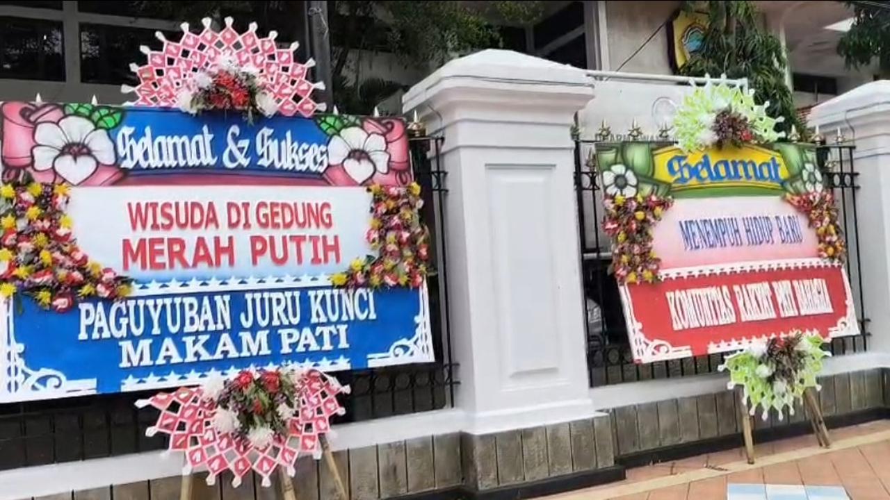 Warga Pati Rayakan Bupati Sudewo Ditangkap KPK