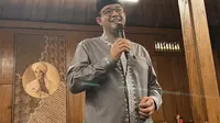 Calon presiden (capres) nomor urut satu Anies Baswedan usai menggelar open house di Lebak Bulus, Jakarta Selatan, Rabu (10/4/2024). (Liputan6.com/Winda Nelfira)