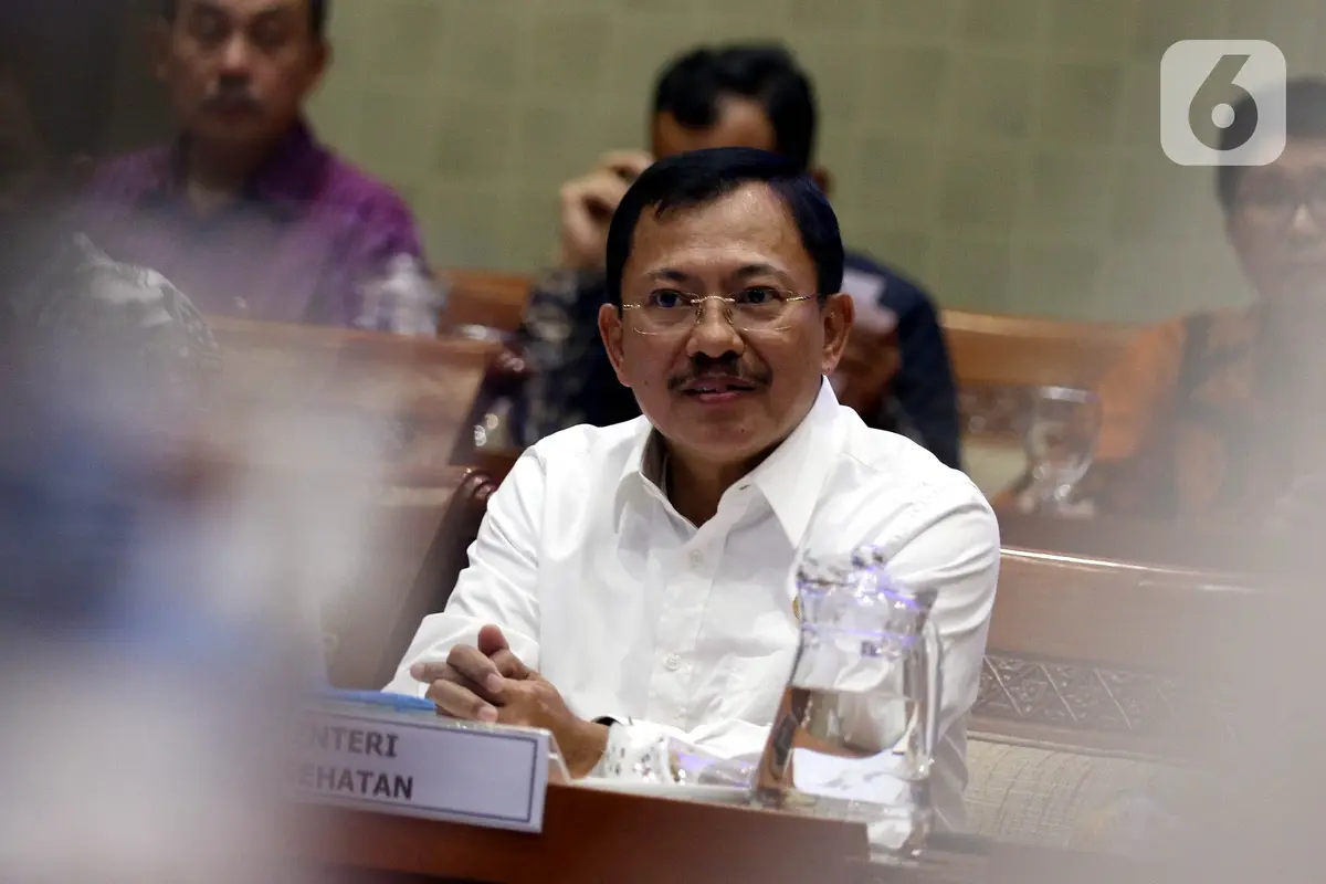 Menkes dan Dirut BPJS Kesehatan Rapat dengan DPR