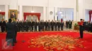Suasana pelantikan Marsekal Madya Hadi Tjahjanto menjadi Kasau baru di Istana Negara, Jakarta, Rabu (18/1). Pengangkatan Marsekal Madya Hadi Tjahjanto sebagai Kasau berdasarkan Keputusan Presiden RI Nomor 2/TNI/2017 . (Liputan6.com/Angga Yuniar)