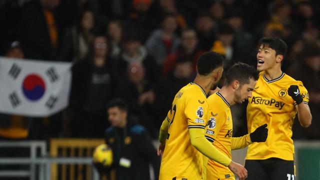 Foto: Aksi Tenang Hwang Hee-chan Bawa Wolves Menang Tipis atas Burnley di Liga Inggris 2023/2024
