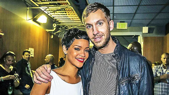 Calvin Harris Akui Terpikat Pesona Rihanna