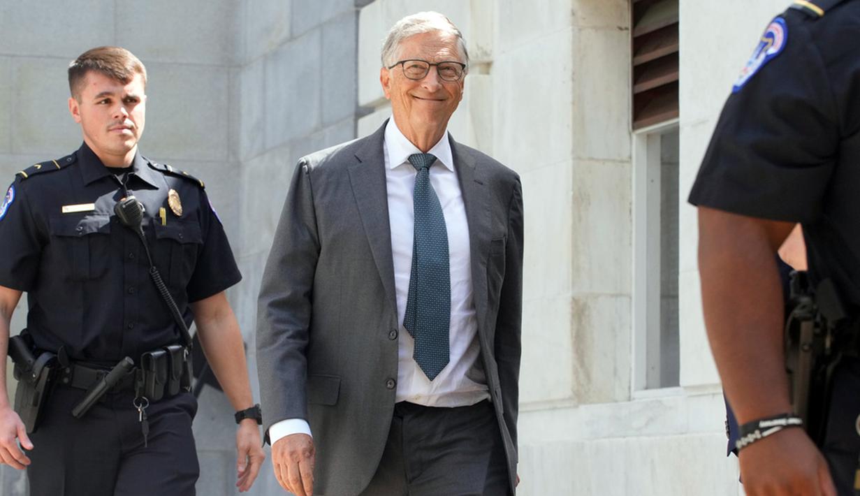 <p>Forum tertutup di Capitol Hill ini dihadiri oleh hampir 20 pemimpin dan pendukung teknologi serta beberapa nama-nama besar dalam industri ini, antara lain: Mark Zuckerberg dari Meta, Elon Musk dari X dan Tesla, serta mantan CEO Microsoft Bill Gates. (AP Photo/Jacquelyn Martin)</p>