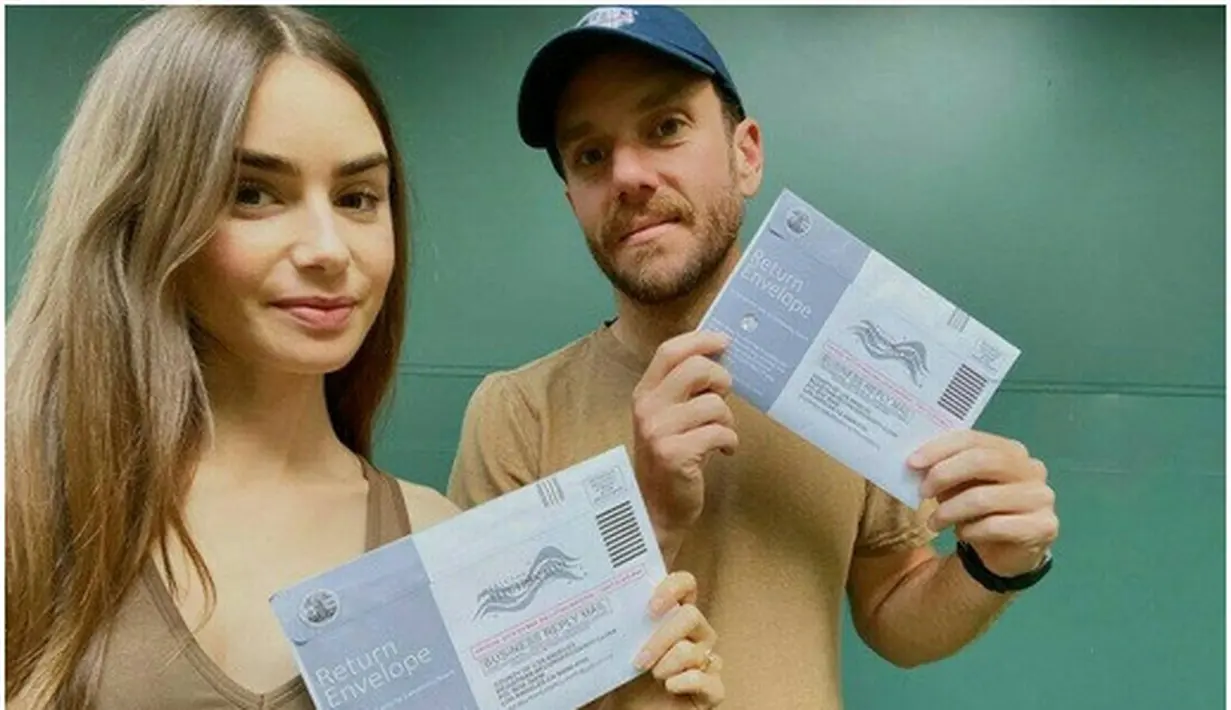 Kekompakan pasangan ini juga terlihat di momen pemilihan presiden Amerika Serikat 2020, di mana keduanya melakukan voting melalui email. (Foto: Instagram @lilyjcollins)