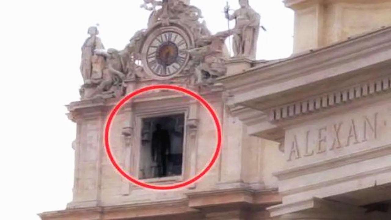 Merinding, Sosok Hantu Muncul di Gereja Italia