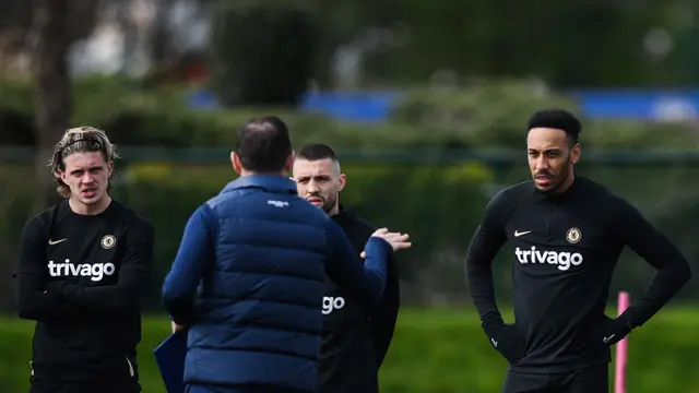 Foto: Gaya Cool Frank Lampard Jelang Chelsea Bersua Real Madrid di Liga Champions