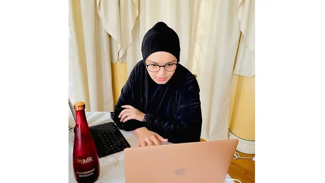 4 Aktivitas Siti Nurhaliza saat Malaysia Lockdown, Gelar Konser Online