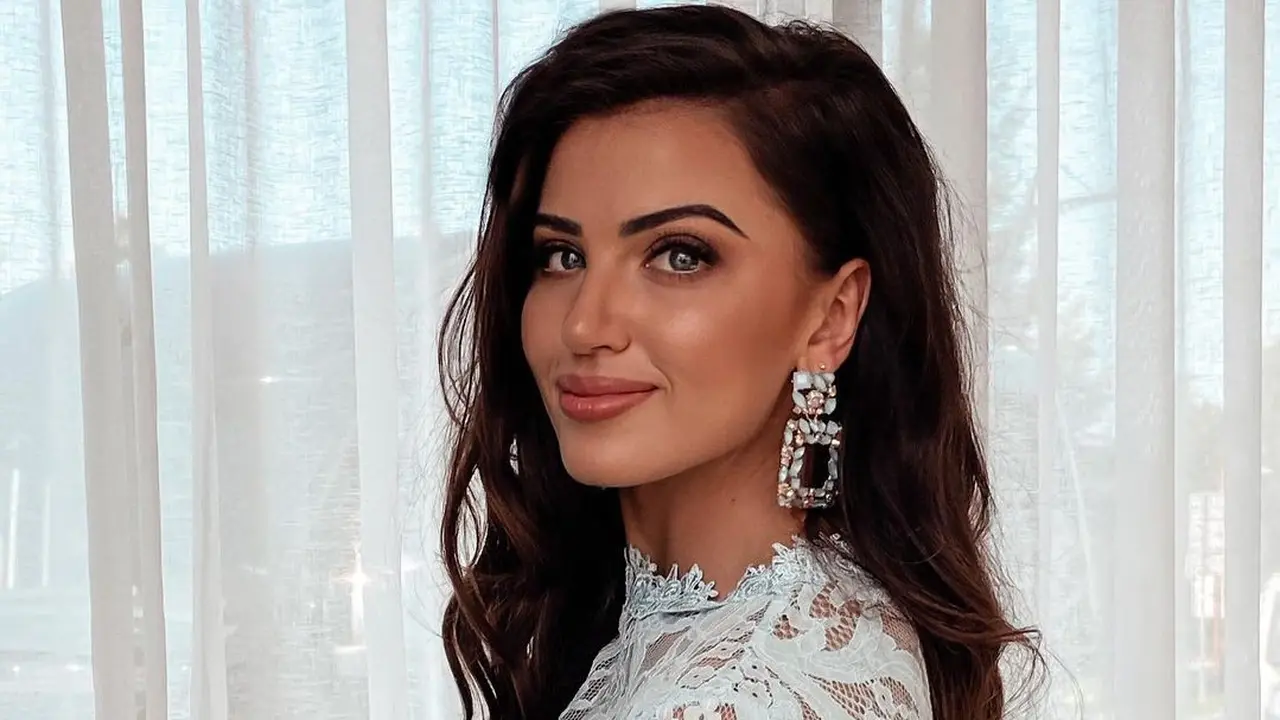 Chanique Rabe, Wakil Namibia Sabet Mahkota Miss Supranational 2021