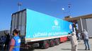 Truk-truk telah berbaris di dekat Rafah selama beberapa hari, menunggu perbatasan dibuka.  (Mohammed Assad / AFP)