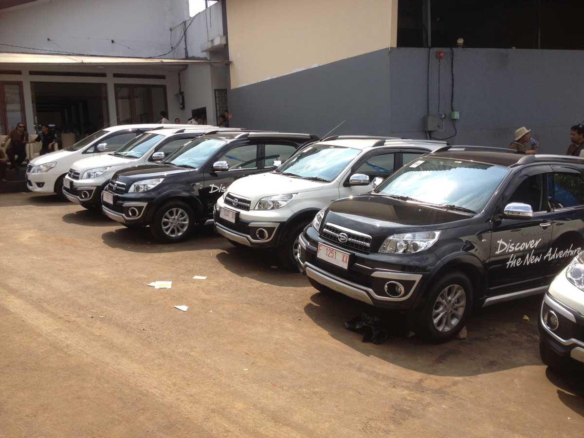 trik menjual mobil seken