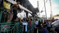Pasar Senen Kebakaran, Pedagang Amankan Barang Dagangan