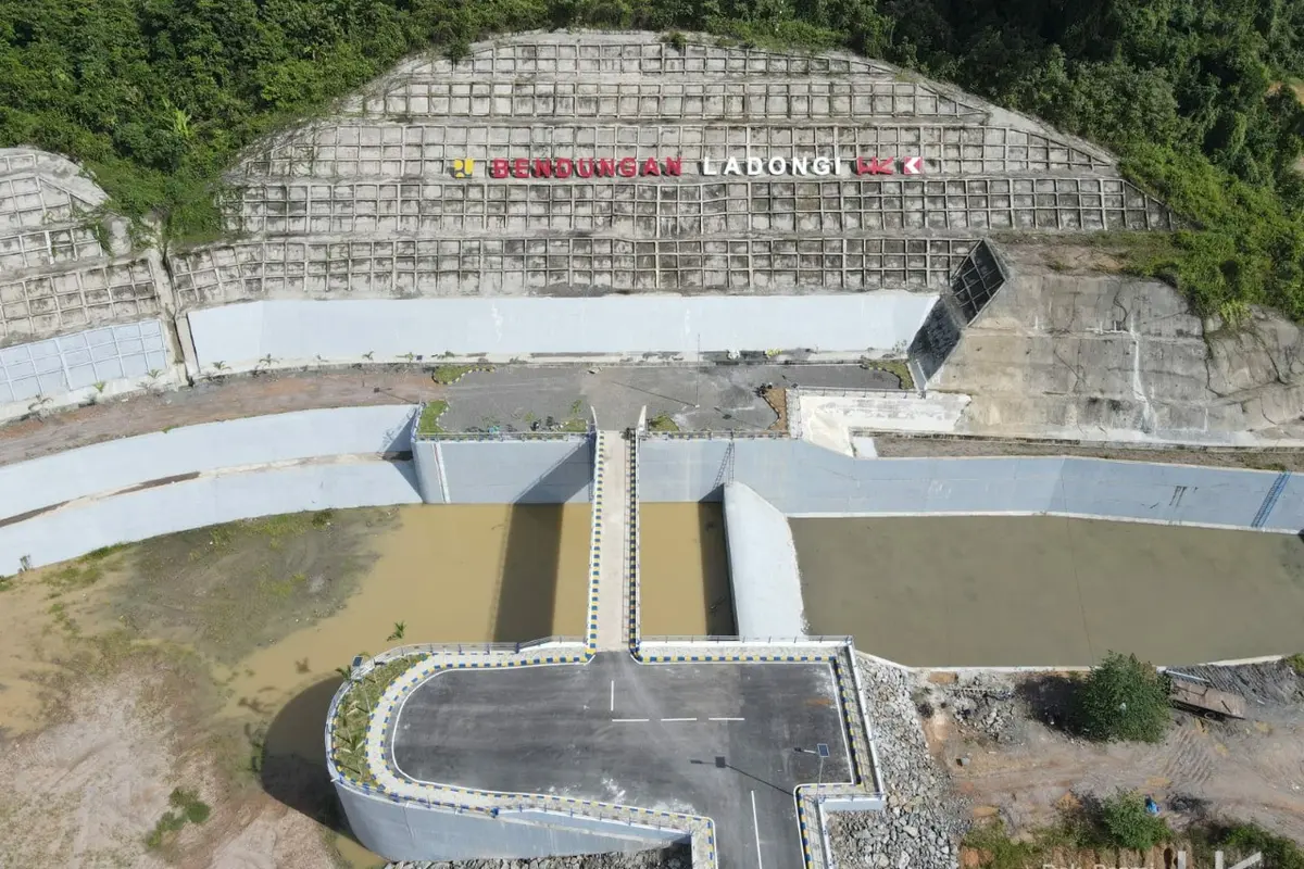 Bendungan Ladongi