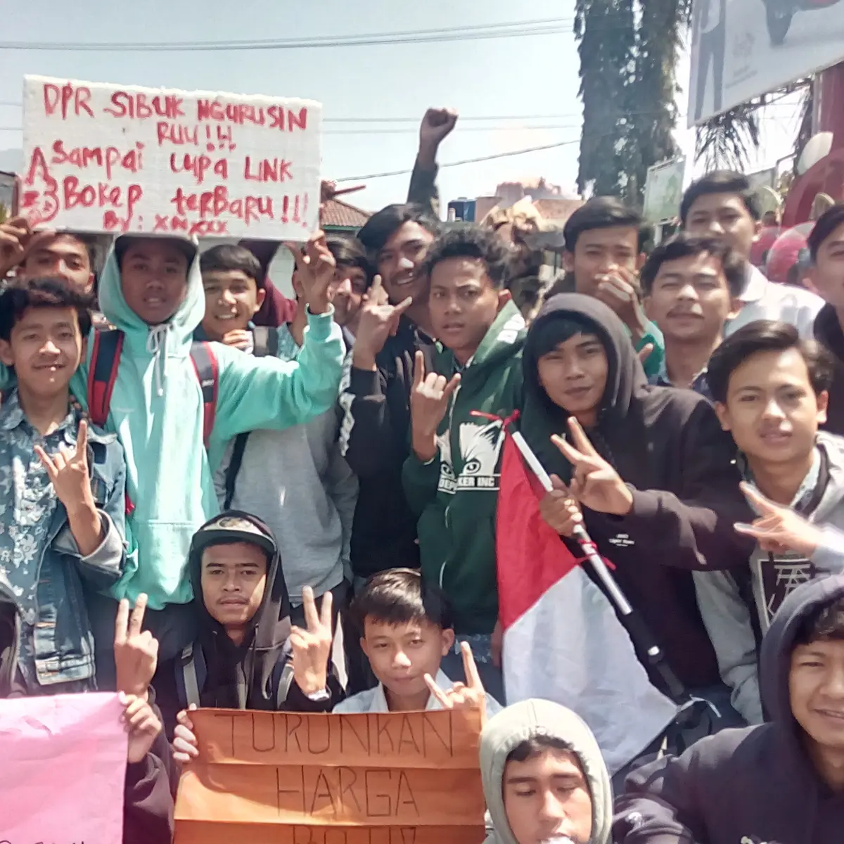 Ribuan Pelajar di Garut Bolos Sekolah Demi Ikut Demo - Regional Liputan6.com