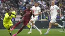 <p>Laga AS Roma melawan AC Milan berlangsung ketat sejak awal laga. Namun, kedua tim tak bisa mencetak gol hingga laga berlangsung 90 menit. (AP Photo/Gregorio Borgia)</p>
