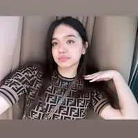 Beranjak Remaja, Ini 6 Potret Cantik Lovely Rumangkang Anak Angel Karamoy. (Foto: instagram.com @realangelkaramoy/@lovelyrum)