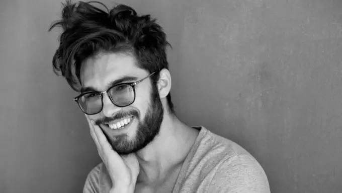 Boys! Ini 6 Kumis dan Jenggot Paling Hits Sepanjang 2015