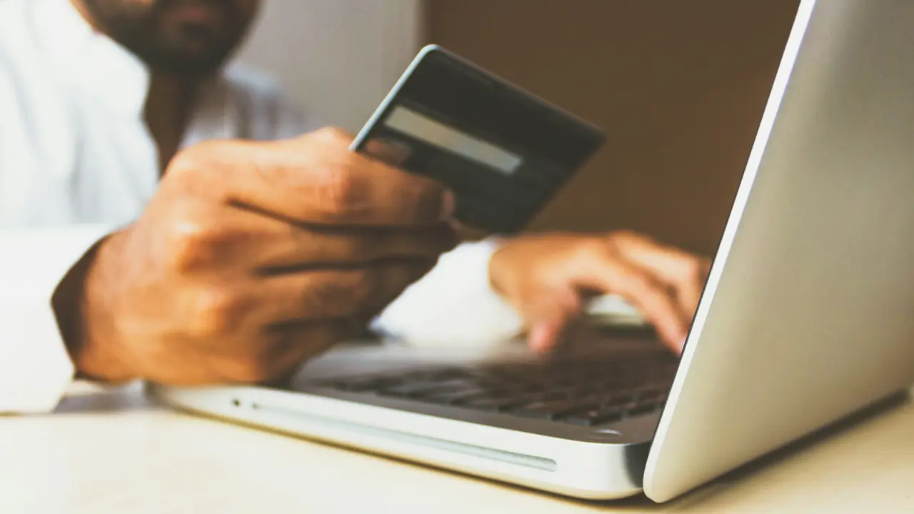 eBay Experiences Service Outage: How Will It Impact Users?