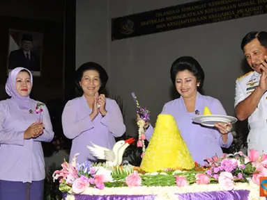 Panglima TNI Hadiri HUT IKKT
