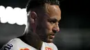 Seperti diketahui, Neymar telah lama absen membela Brasil sejak mengalami cedera lutut parah pada Oktober 2023. Meskipun begitu, ia merupakan pencetak gol terbanyak Selecao dengan 79 gol. (AFP/Nelson Almeida)