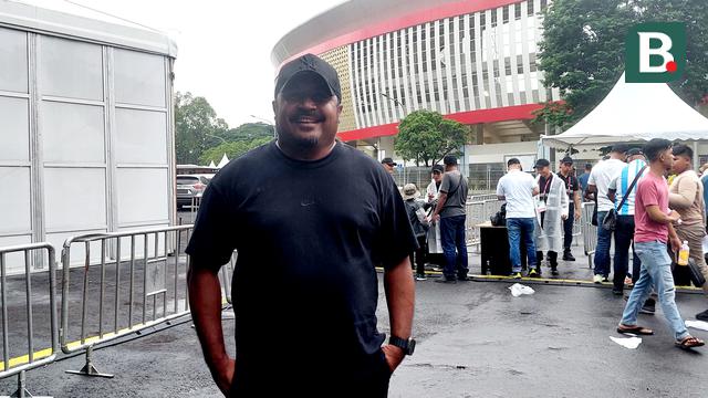 FOTO Imran Nahumarury Nonton Piala Dunia U-17 2023