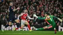 The Gunners tampil dominan sejak dimulainya babak pertama. Mereka bahkan berhasil unggul 4-0 sebelum turun minum. (AFP/Glyn Kirk)