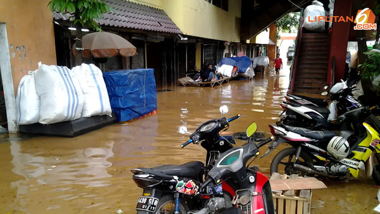 banjir-cipulir-130808b.jpg