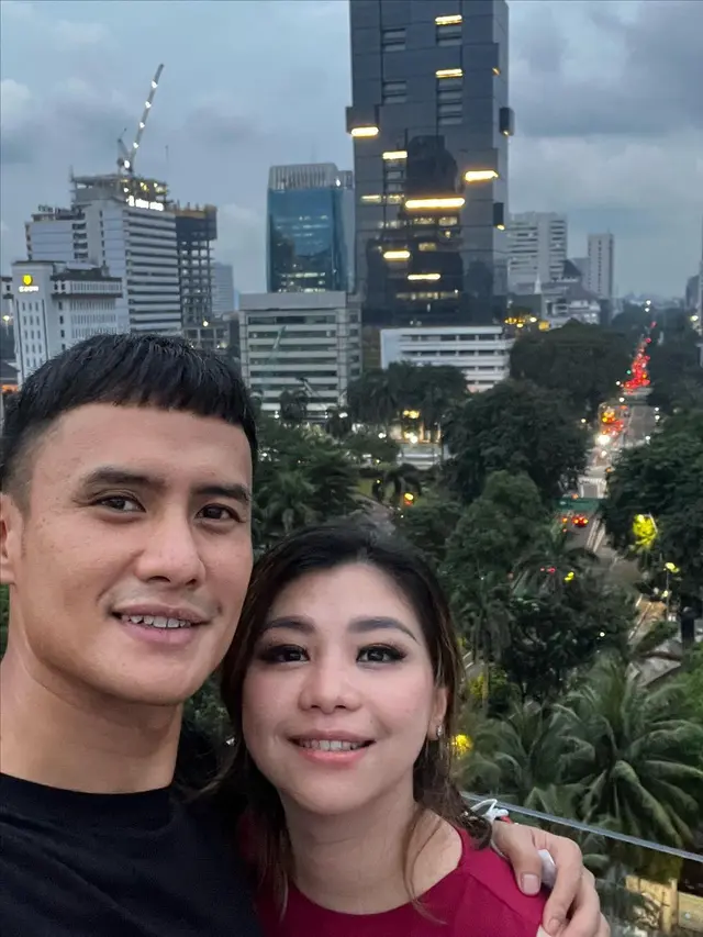 Rambut Poni Choky Sitohang