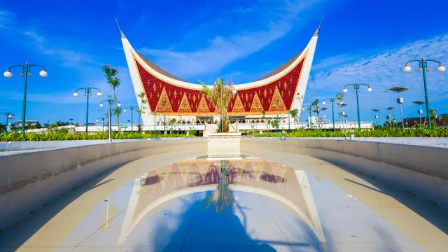 8 Desain Masjid Minimalis dan Unik di Indonesia, Menggambarkan Kemewahan
