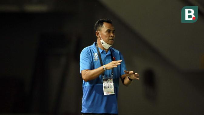 Pelatih PSM Makassar Syamsuddin Batola. (Foto: Bola.com/Ikhwan Yanuar)