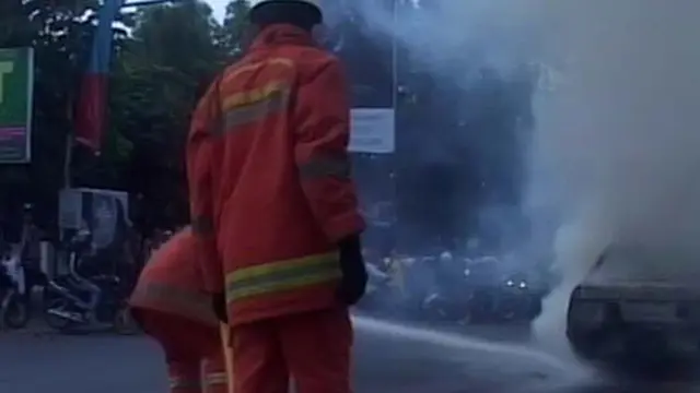 Liputan6 Pagi 06-10-2013 |1| Mobil Terbakar, Kebakaran Pasar, Pilkada Lebak, Keberadaan Atut,  Presiden Pecat Akil