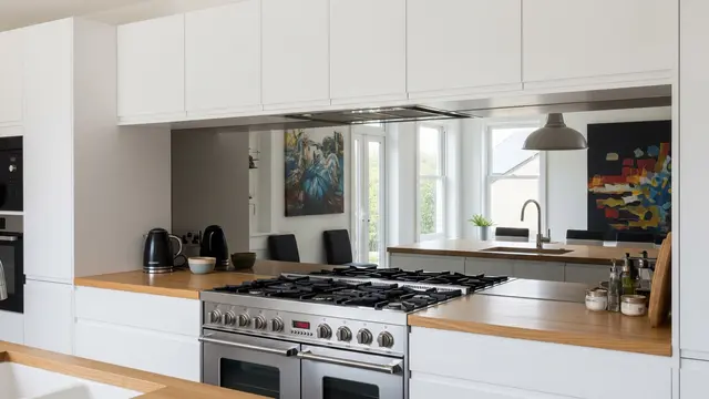 Penempatan Cermin di Dapur
