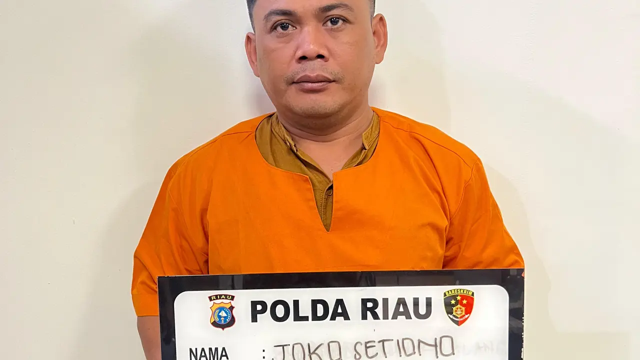 Tersangka korupsi kredit usaha rakyat yang mengajukan praperadilan terhadap Polda Riau.