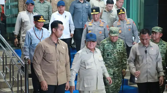 Prabowo Beri Dukungan Penanganan Karhutla Kalteng dengan 3 Helikopter dan 200 Pompa Air