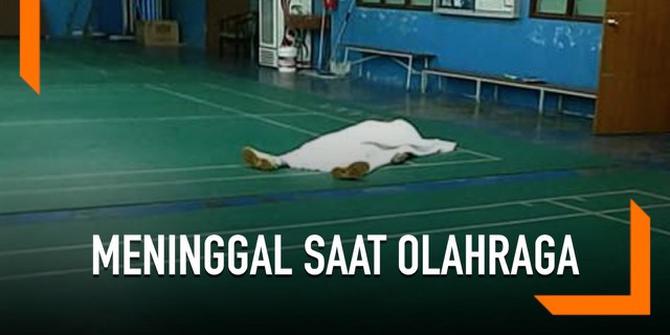 VIDEO: Rekaman Pria Meninggal Saat Main Badminton