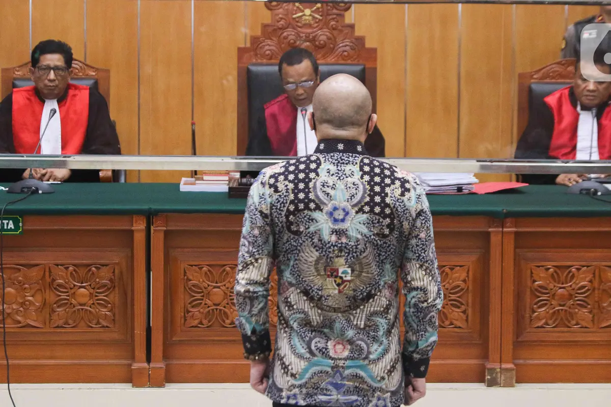 Ekspresi Santai Teddy Minahasa usai Divonis Seumur Hidup di Kasus Narkoba