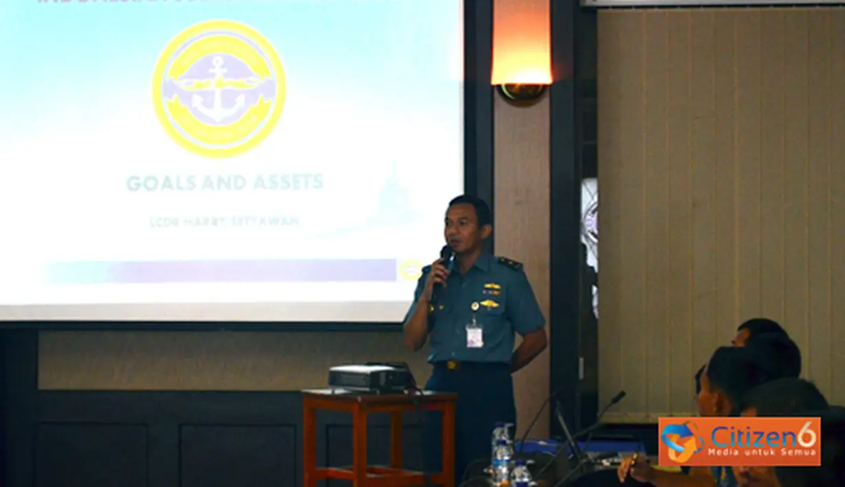 Citizen6, Surabaya: Latihan bilateral antara TNI AL dan US Navy tersebut berlangsung mulai 30 Mei hingga 7 Juni 2012 dengan melibatkan 1.244 orang dari TNI AL, dan 830 orang dari pihak US Navy. (Pengirim: Penkobangdikal)