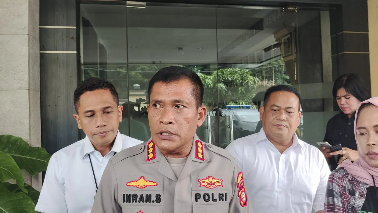 Kapolres Metro Depok, Kombes Imran Edwin Siregar menerangkan terkait kasus persekusi di Universitas Gunadarma.