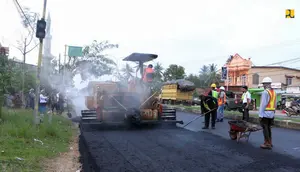 Pangkas Impor, Jalan Tol RI Bakal Pakai Aspal Merah Putih