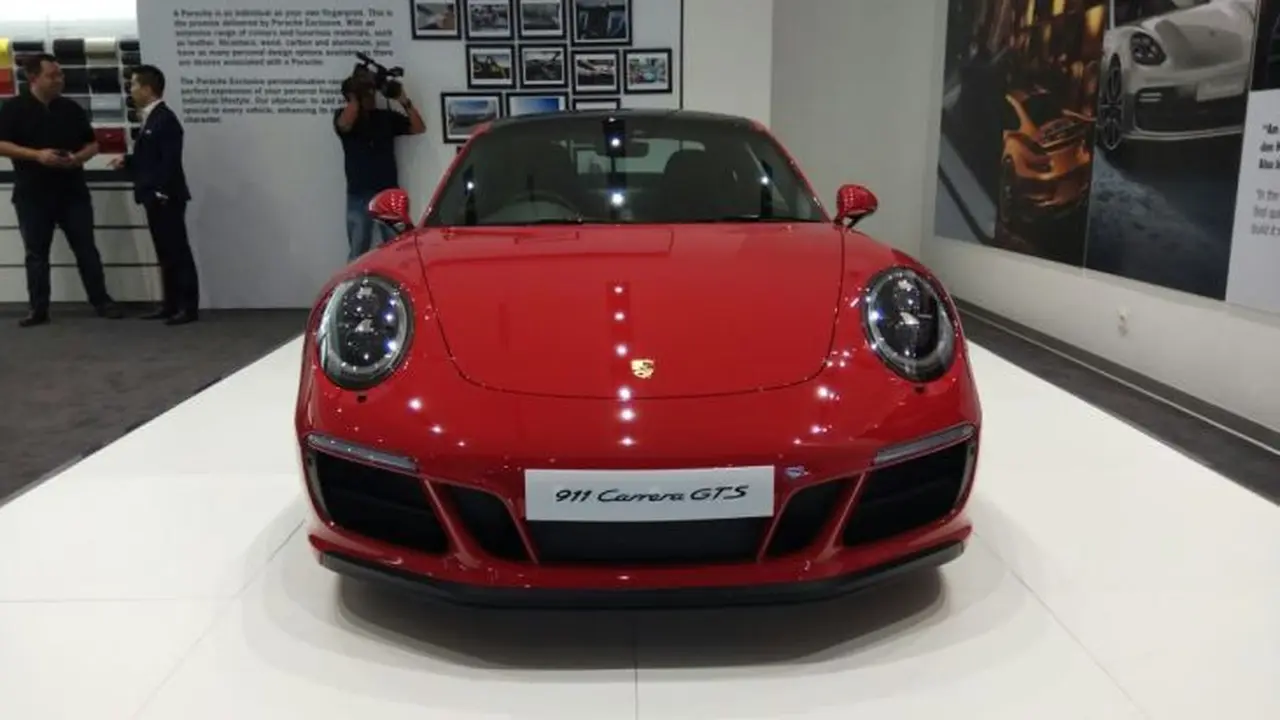 Porsche 911 GTS