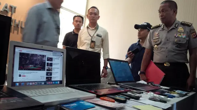 Pembobol kartu kredit