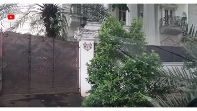 7 Penampakan Isi Rumah Adly Fairuz dan Angbeen Setelah Menikah, Berkonsep Klasik