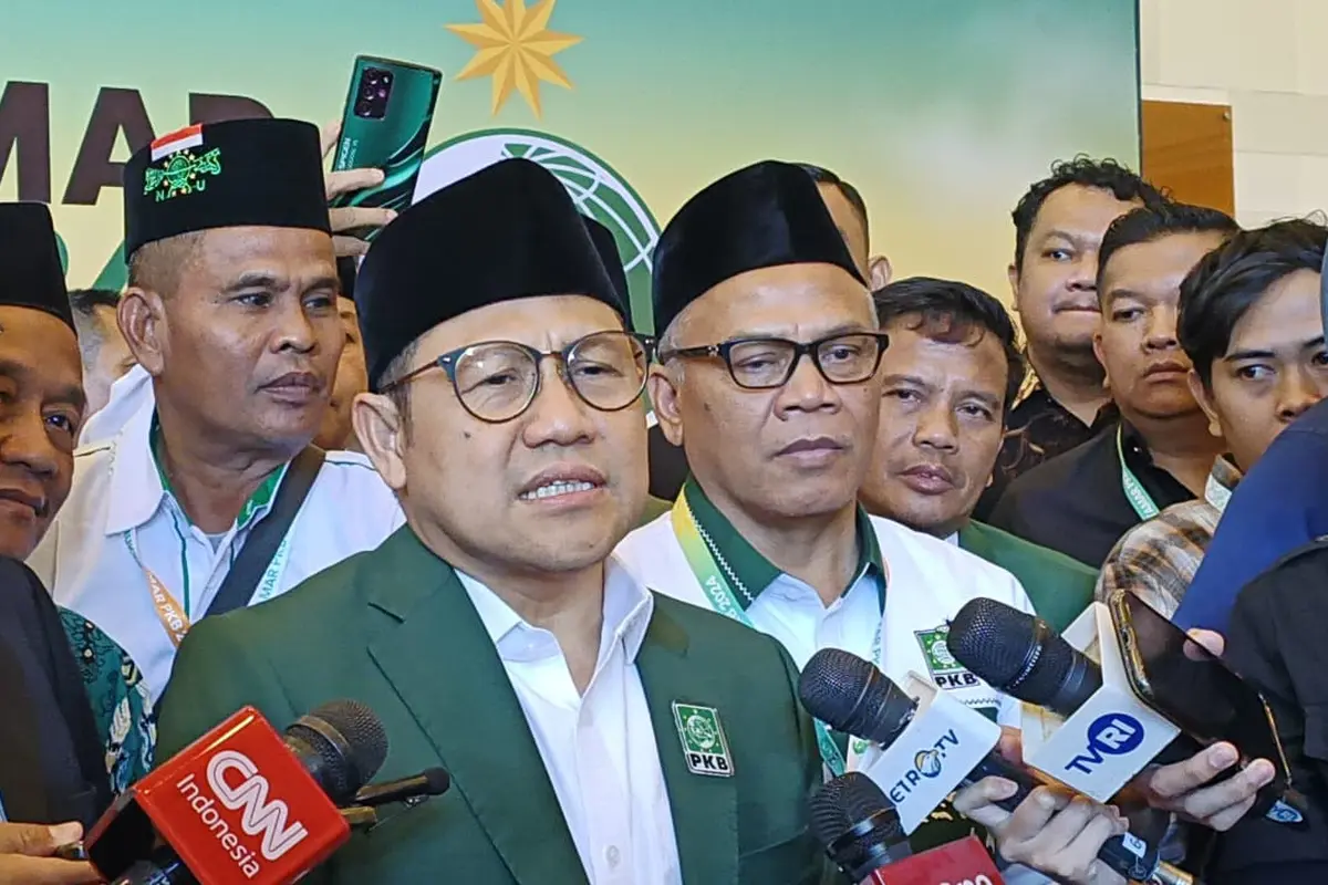 Ketua Umum Partai Kebangkitan Bangsa atau Ketum PKB Muhaimin Iskandar alias Cak Imin mengungkapkan alasan Presiden terpilih Prabowo Subianto batal hadir ke acara Muktamar PKB.